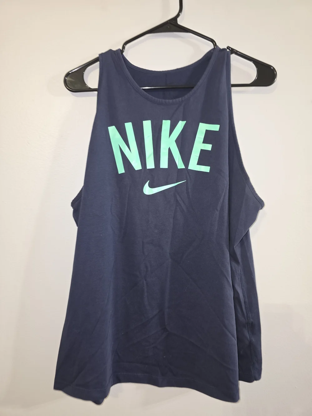 Nike Purple Tie-Dye Cropped Tank & Navy NIKE Graphic Tank Set